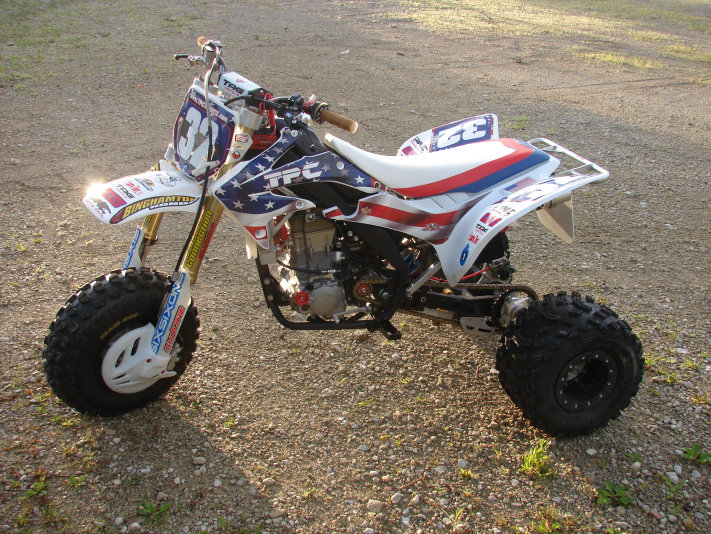 tpctrikes054004.jpg