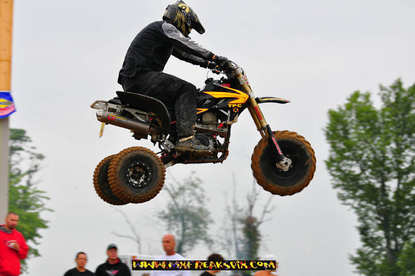 tpctrikes064003.jpg